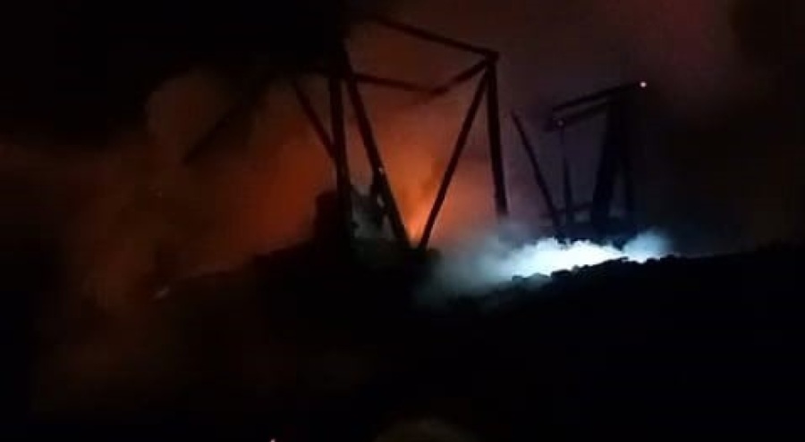 Bursa'da çıkan yangında samanlık kullanılamaz hale geldi