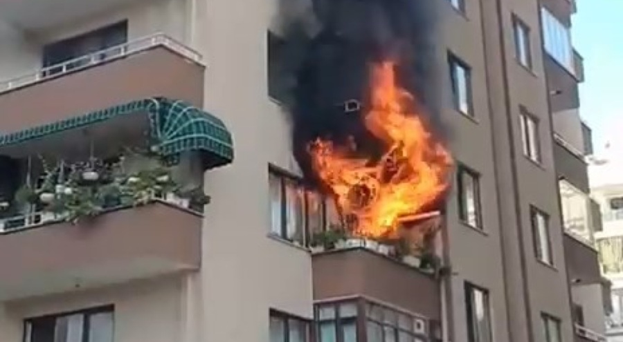 Bursa'da apartmanda mutfak yangını paniğe neden oldu