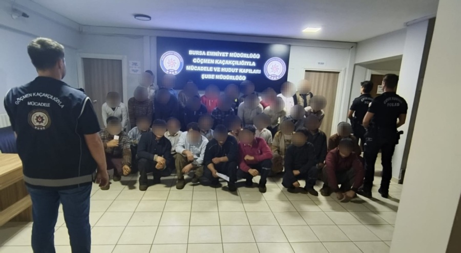 Bursa'da ruhsatsız iş yerinde 33 yabancı uyruklu yakalandı