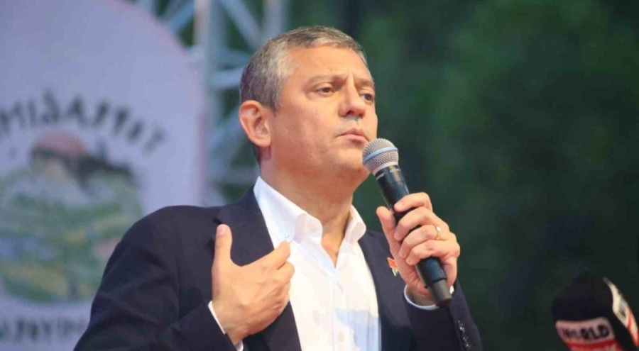 "19 Mart'tan beri partimiz ağır bir yargı tacizi ve saldırı altında" -- Özgür Özel