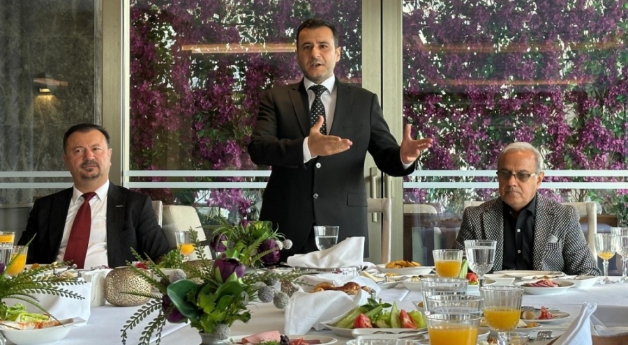 Doğan Sager TÜRSAB için kolları sıvadı