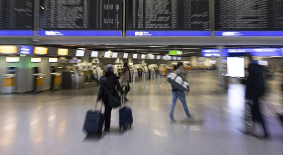 Münih Havalimanı'nda Dron Alarmı: 32 Uçuş İptal, 3 Bin Yolcu Mahsur