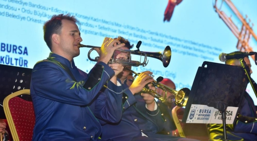 Yeşil Bursa Uluslararası Bandolar Festivali başladı