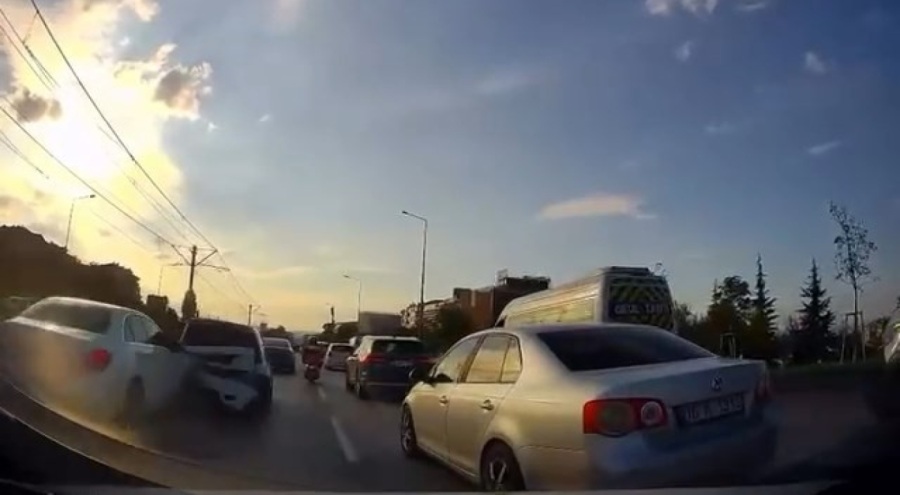Bursa'da zincirleme kaza..!