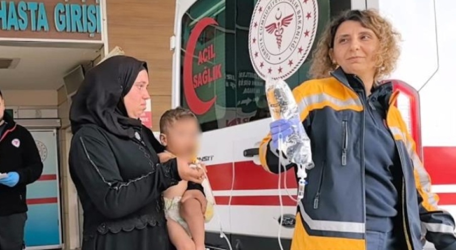 Oyun oynarken ateşe düştü