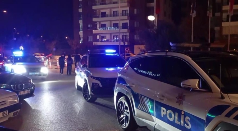 Bursa'da bir şahıs silahla bekçileri tehdit etti!