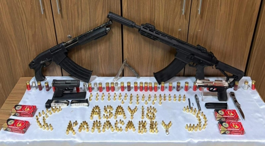 Bursa'da ruhsatsız silah operasyonu: Çok sayıda mühimmat ele geçirildi