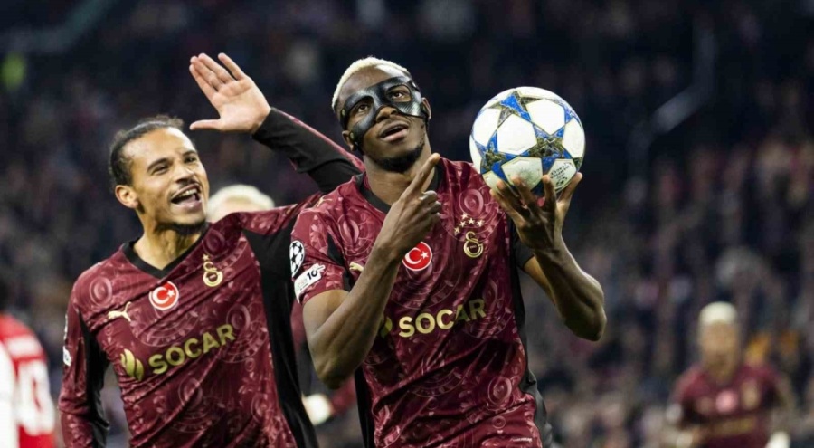 Osimhen Fırtınası! Galatasaray'ın Yıldızı Hat-Trick'le Şampiyonlar Ligi'nde Zirveye Oturdu