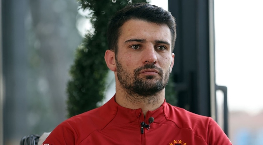 Leo Dubois Futbolu Bıraktı