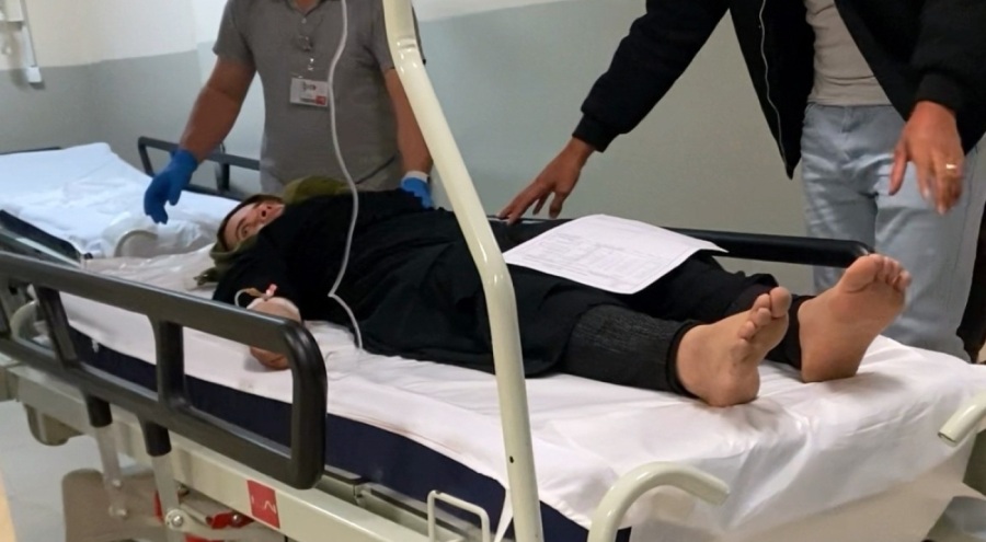 Telefonunu Şarja Takarken Akıma Kapılan Genç Kız Hastanelik Oldu