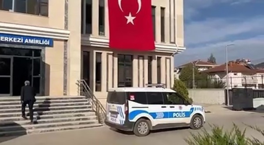 Bursa'da firari iki hükümlü yakalandı: Toplamda 28 yıl 8 ay hapis cezası var