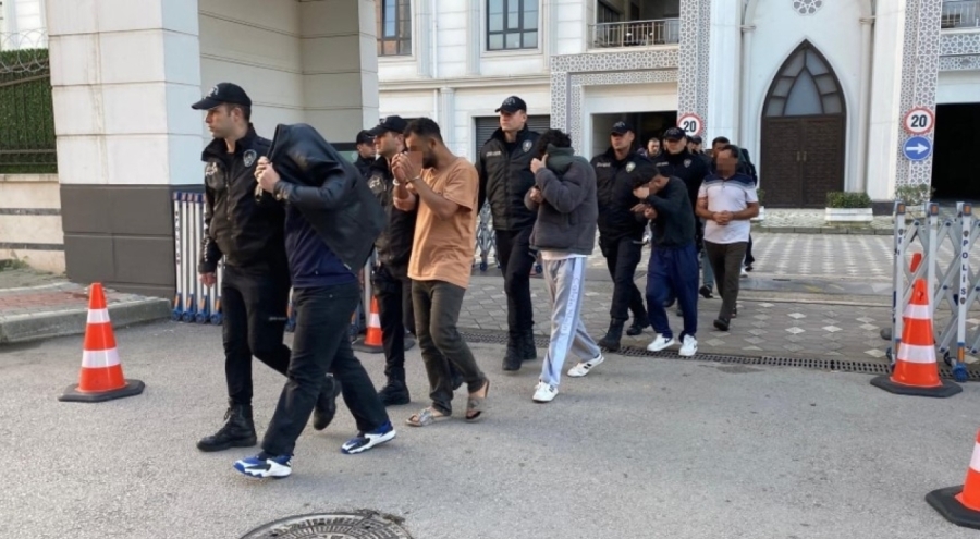 Sahte Bungalov Çetesi Çökertildi: 35 Milyon TL'lik Vurgun