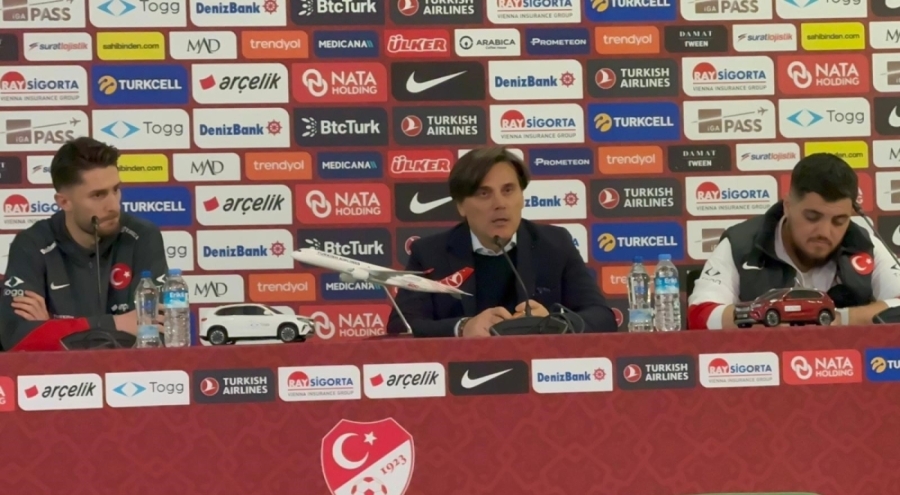 Montella: "Birinci Torba İçin Bulgaristan Maçı Kritik"
