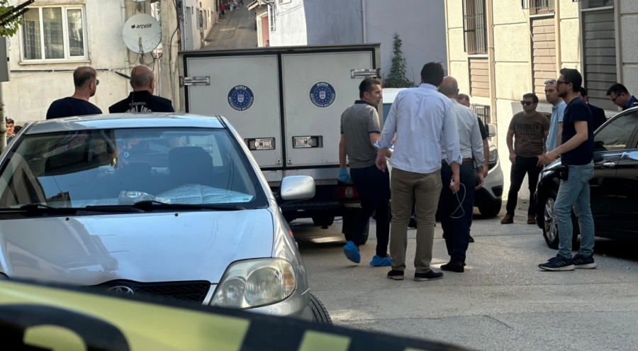 Bursa'da üç çocuğunu öldüren baba ilk kez hakim karşısında: Tutuksuz yargılanma talep etti!