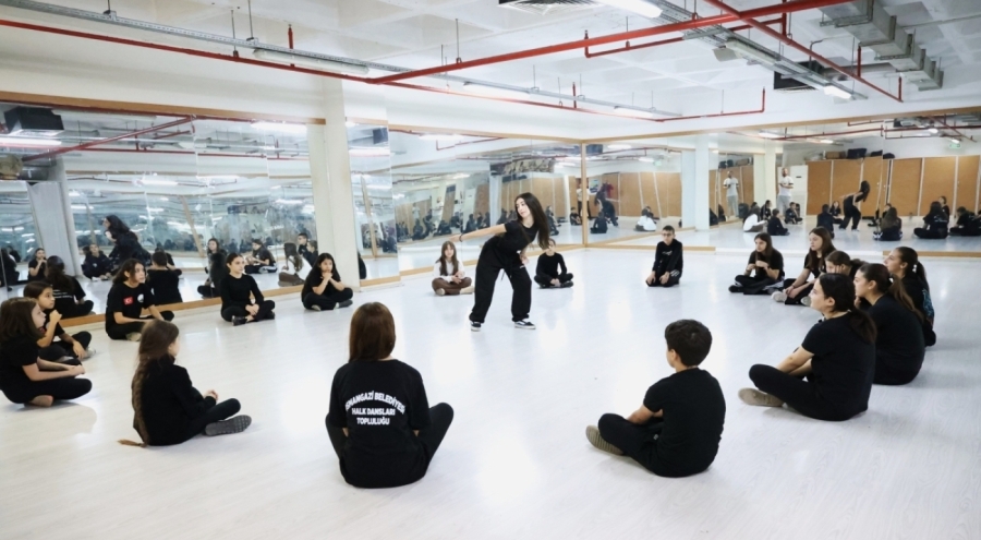 Osmangazi Belediyesi geleceğin dansçılarını yetiştiriyor