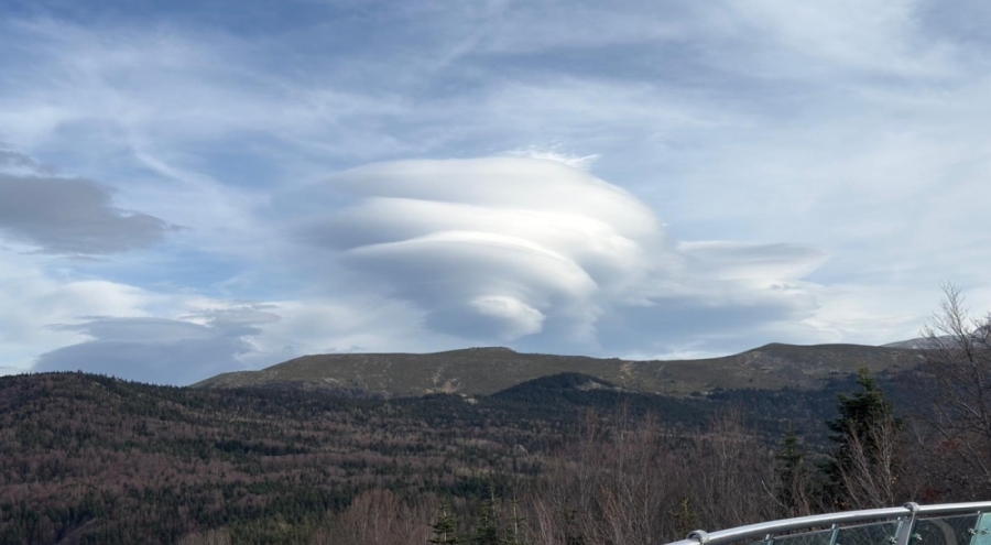 Bursa Semalarında Nadir Görülen Yuvarlak Bulut Görüntülendi