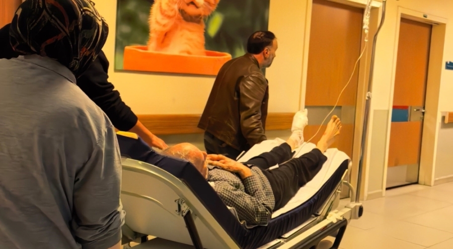 İnegöl'de 81 Yaşındaki Adam Motorlu Testereyle Ayağını Kesti