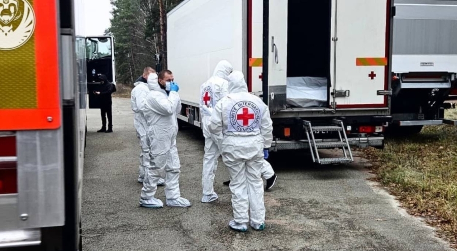 Rusya bin Ukraynalı askerin cenazesini teslim etti, Ukrayna 30 Rus askerinin naaşını verdi