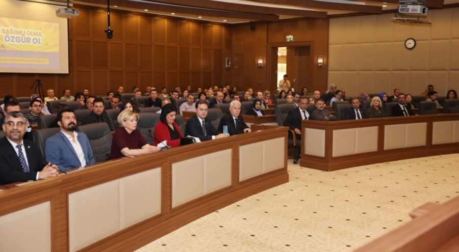 "Bağımlı olma, özgür ol"