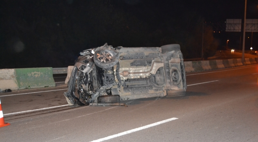 Mudanya'da feci kaza: Takla atan araç 100 metre sürüklendi, 2 yaralı