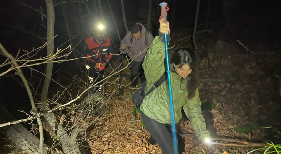 Bursa'da Saitabat Şelalesi'nde Kaybolan 2 Kişi AFAD Tarafından Kurtarıldı