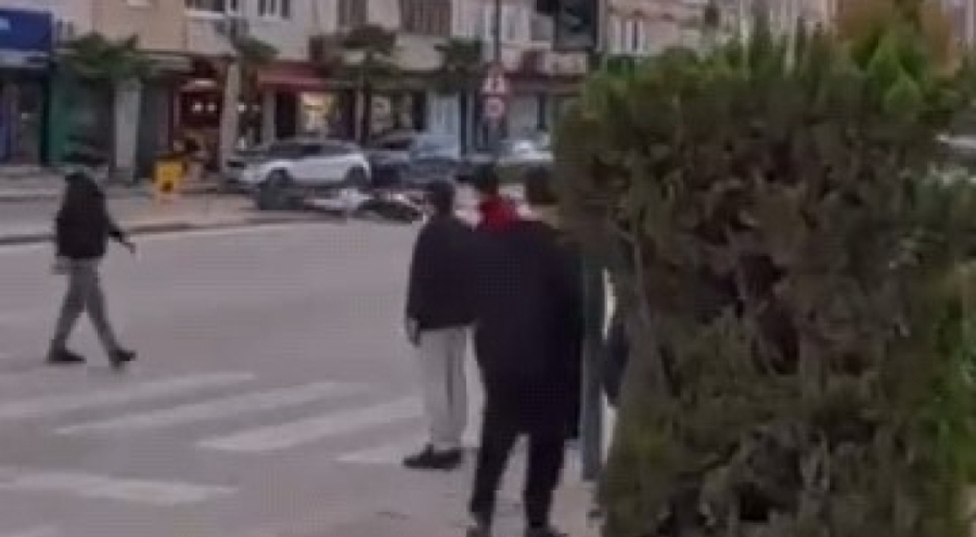 İnegöl'de Motosiklet Kazası Kask Kamerasına Yansıdı: Sürücü 15 Metre Sürüklendi