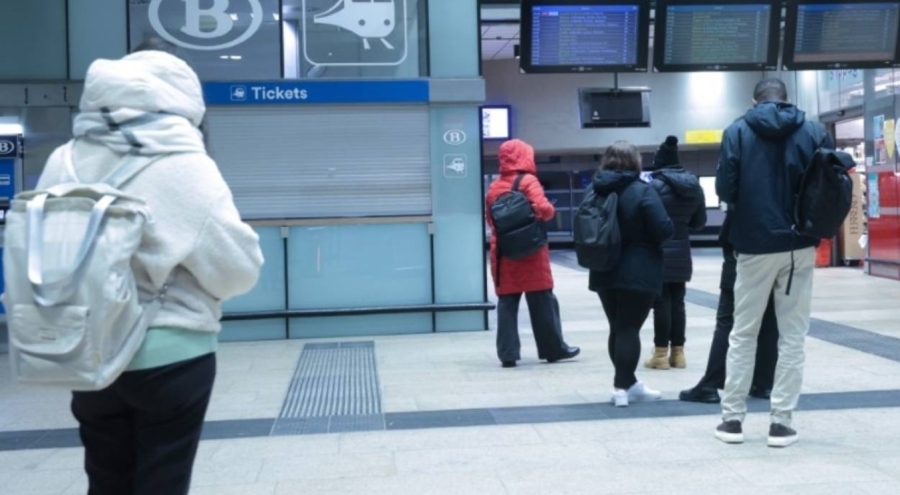 Belçika'da Üç Günlük Büyük Grev Başladı: Ulaşım Durdu, Çarşamba Ülke Kilitlenecek