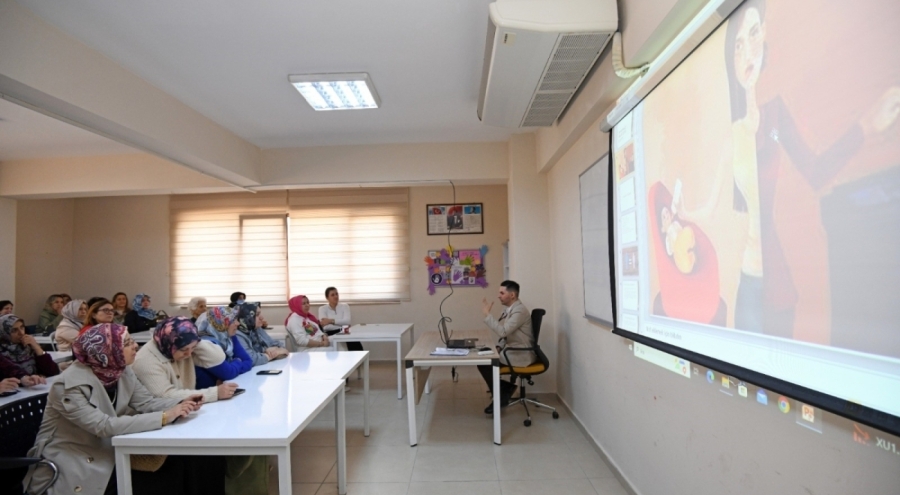 Osmangazi Belediyesi'nden 'Kadın ve Toplum' başlıklı söyleşi