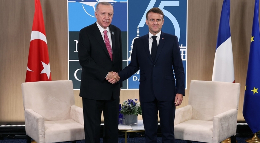 Erdoğan-Macron görüşmesinde barış vurgusu
