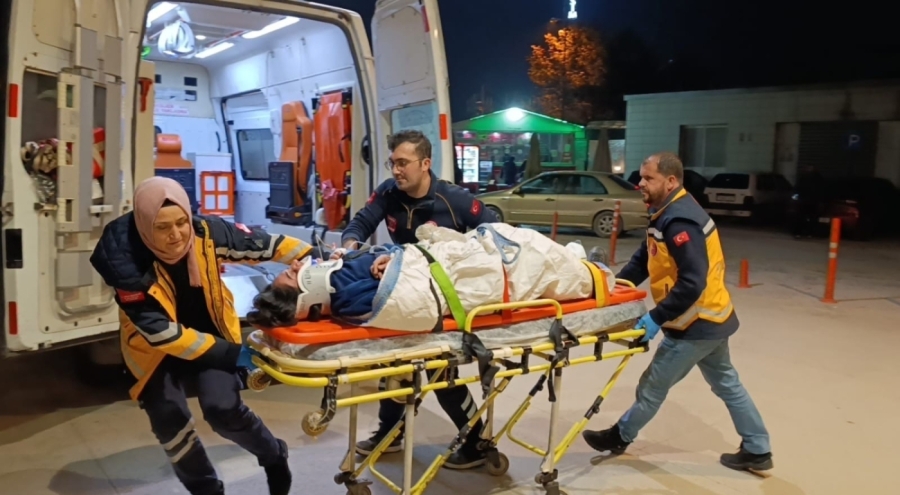 Bursa'da market asansöründe kafa sıkışması