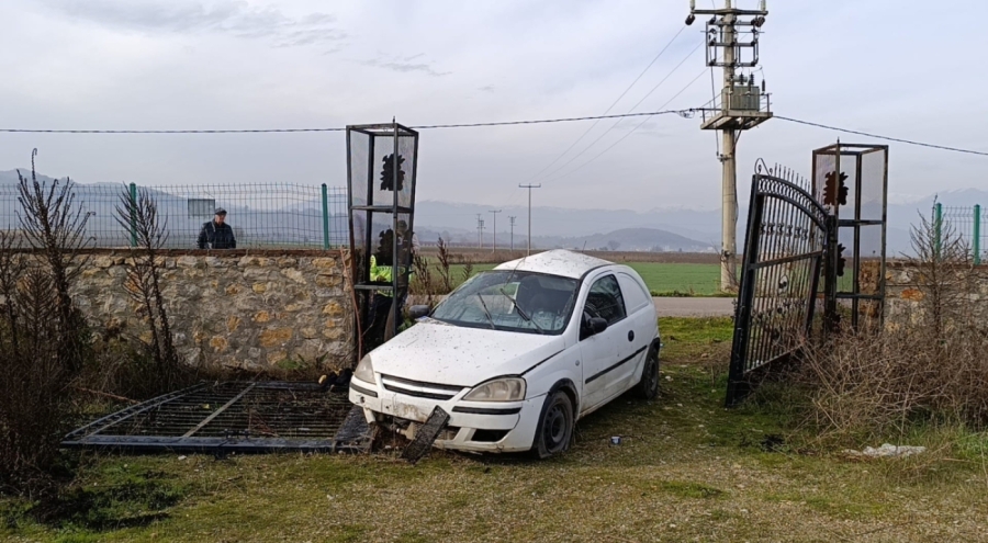 Bursa'da kaza yapan sürücü 9 saat sonra donmak üzereyken bulundu