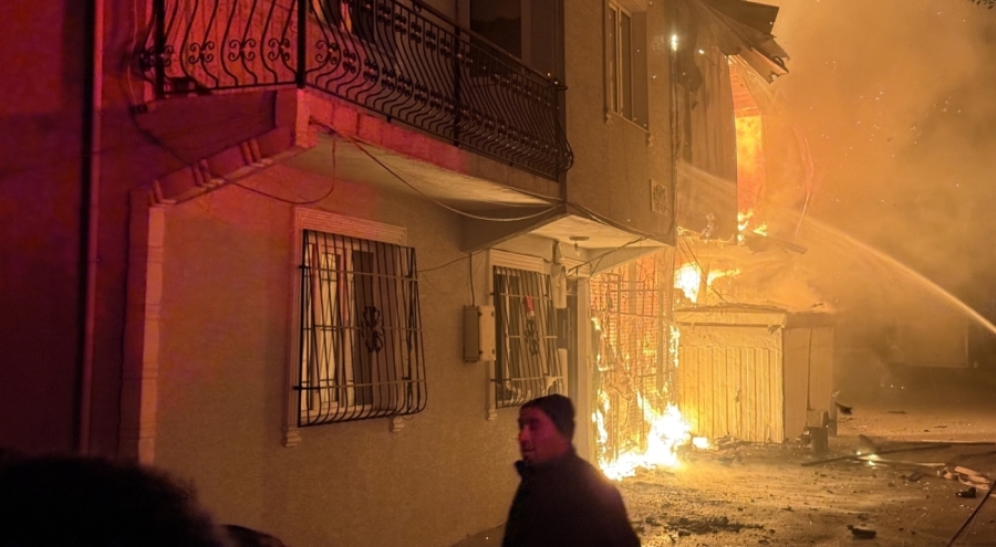 Bursa'da Çıkan Yangın Şehit Babasının Evini Küle Çevirdi