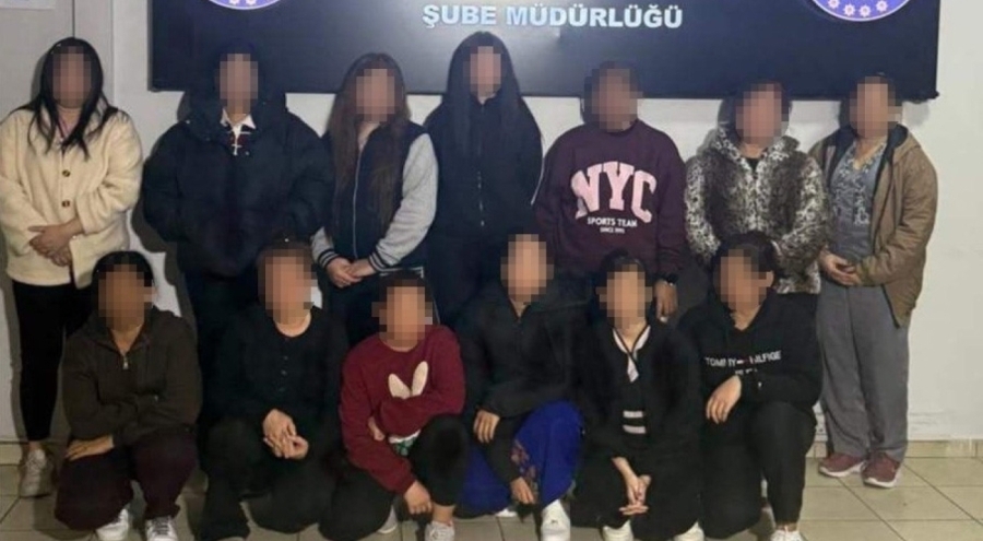 Bursa'da 4 SPA Merkezine Operasyon: 13 Kaçak Çalışan Yakalandı