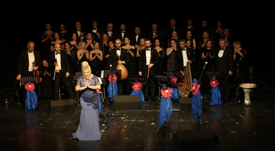 Nilüfer Belediyesi Türk Sanat Müziği Korosu'ndan unutulmaz konser
