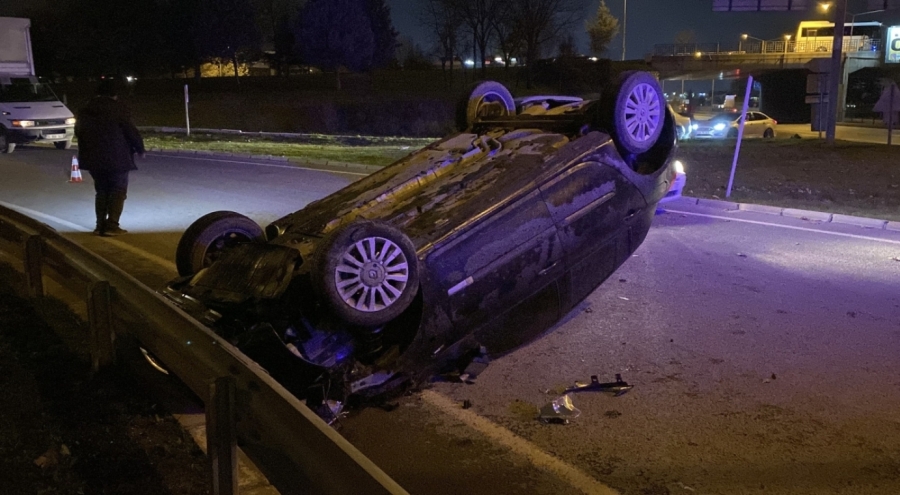 İnegöl girişinde otomobil takla attı: Genç sürücü şans eseri kurtuldu