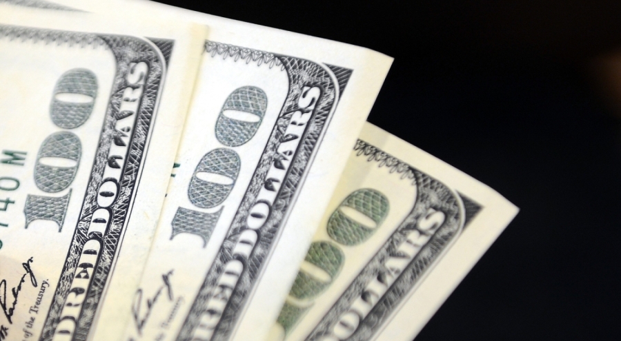 Dolar ve euro güne sınırlı yükselişle başladı