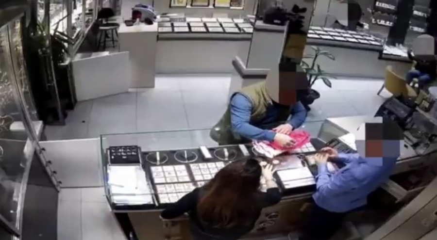 Bursa'da 4 Milyon TL'lik Altın Hırsızlığı