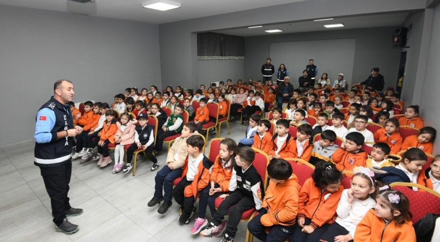 Osmangazi'de minikler zabıtanın görevlerini öğrendi