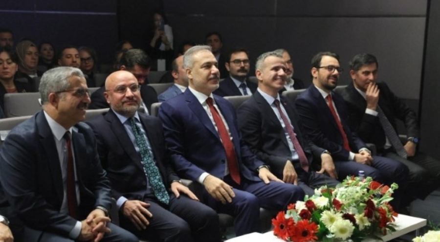 Hakan Fidan'dan YPG'ye net mesaj