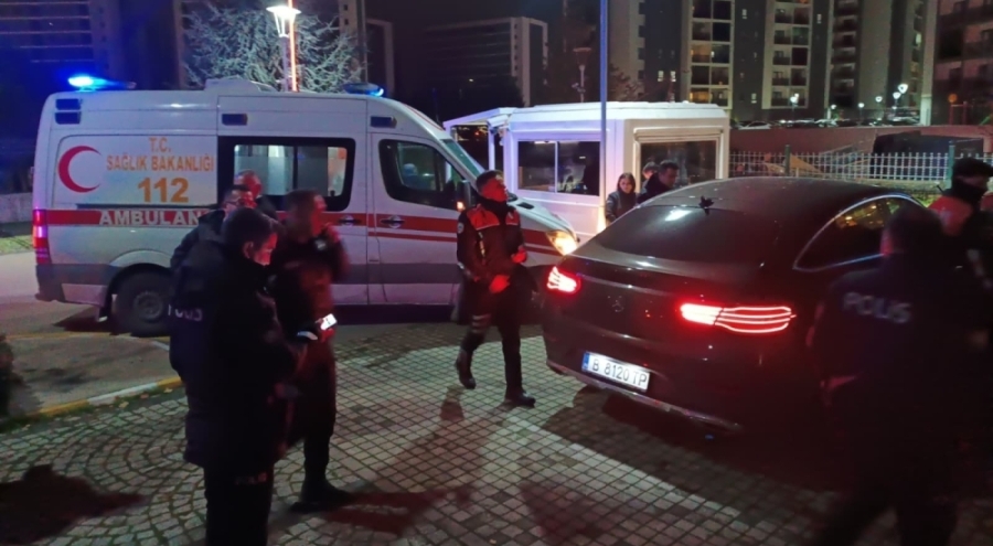 Bursa'da site güvenliğine sığınan adam göğsünden vurulmuş halde bulundu