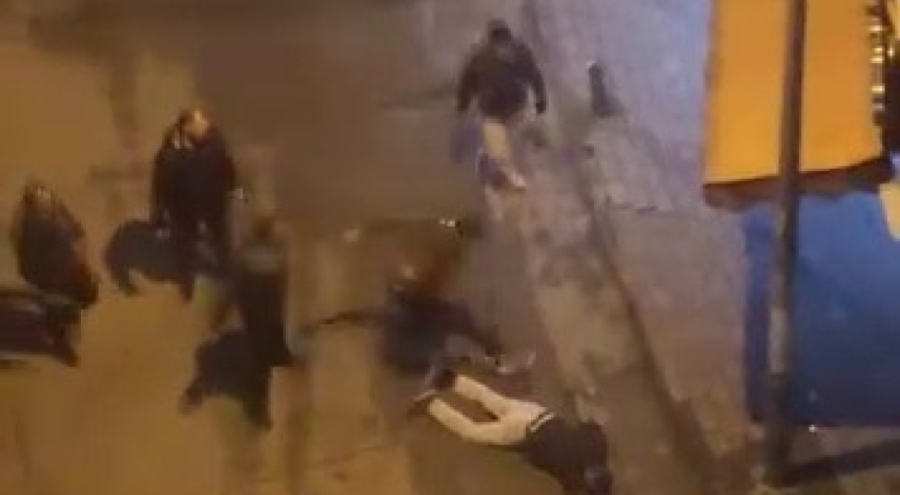 Bursa'da alkollü şahsa sokak ortasında saldırı: 4 kişi aranıyor