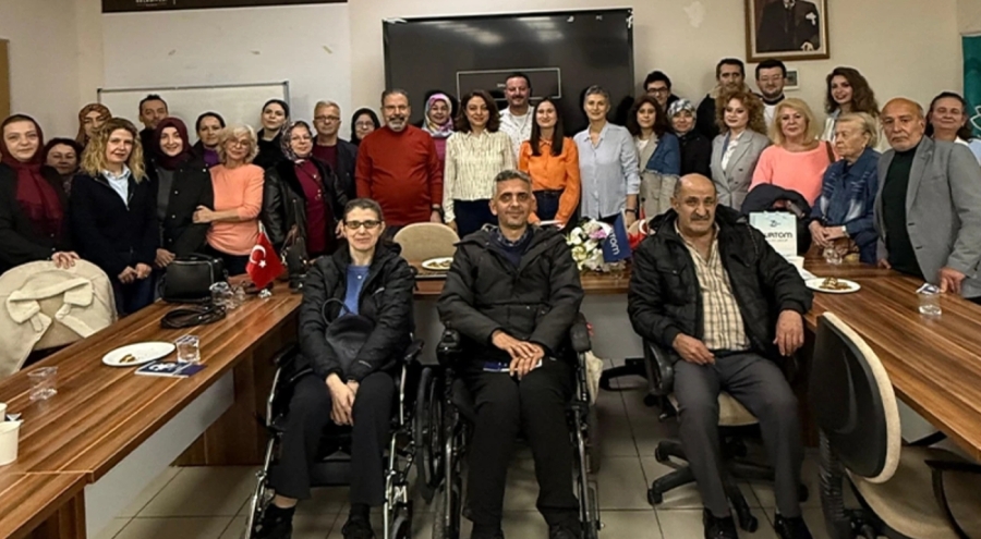 BURTOM Biyofiz'den "Ms Rehabilitasyonu" semineri