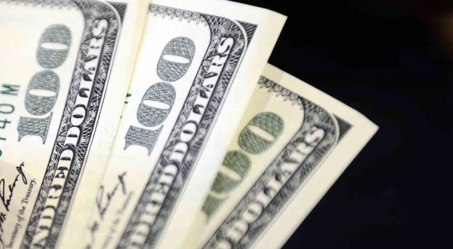 Dolar ve euro güne yükselişle başladı