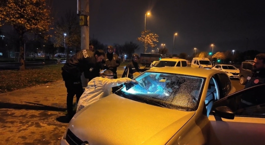 Park Halindeki Araçta Şüpheli Ölüm: Genç Adam Hareketsiz Bulundu
