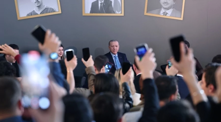 Erdoğan gençlerle buluştu: "Terörsüz Türkiye" vurgusu