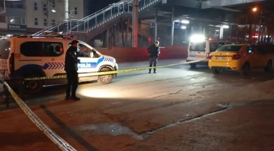 Bursa'da eğlence mekanı önünde silahlı çatışma