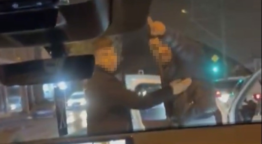 Bursa'da trafikte gerginlik: Kadın sürücü, 2 yaşındaki kızının yanında saldırgan tavırla karşılaştı