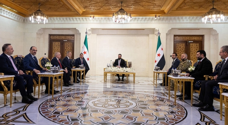 Fidan, Güler ve Kalın Şam'da: Suriye lideri Ahmed eş-Şara ile kritik görüşme