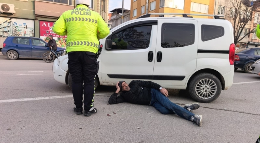 Bursa'da 5 dakikada önce taburcu oldu kazada yaralandı