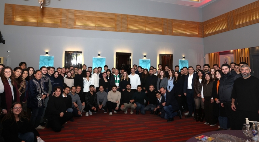 Şadi Özdemir üniversite topluluklarıyla buluştu: "Nilüfer'de gençler misafir değil, karar ortağı"